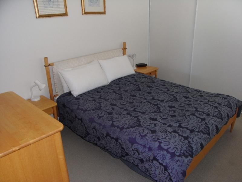 2/5 Coronation  Drive, Broulee NSW 2537