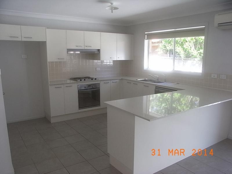 4/25 Zanthus  Drive, Broulee NSW 2537