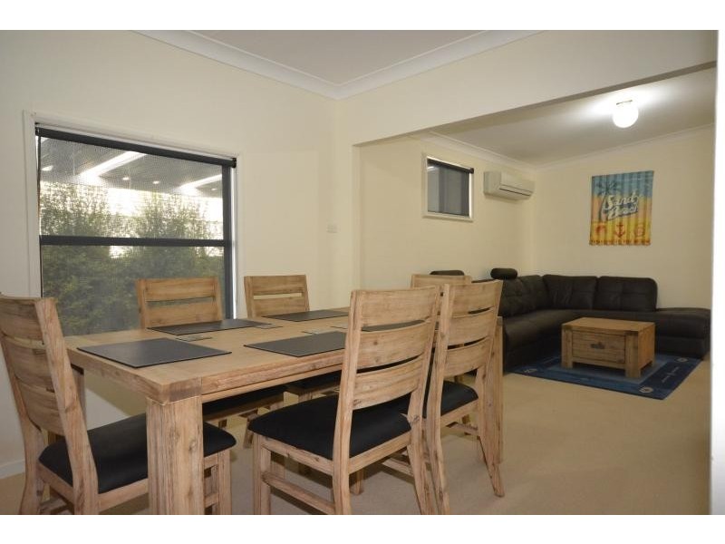 37 Kingston Place, Tomakin NSW 2537