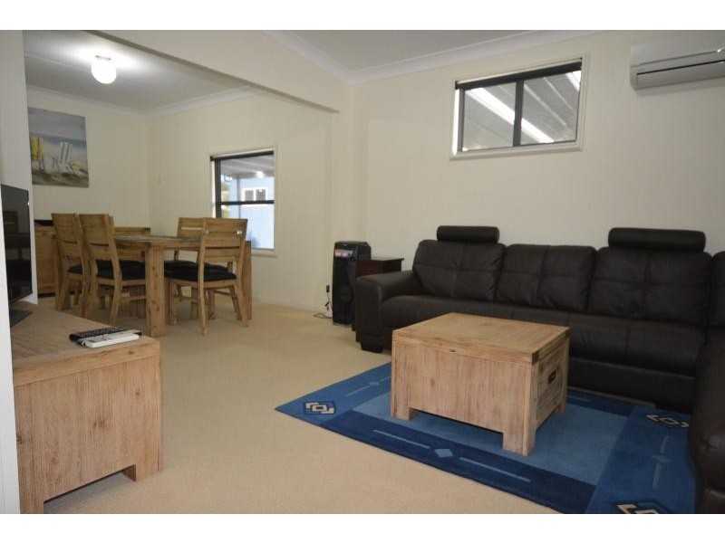 37 Kingston Place, Tomakin NSW 2537