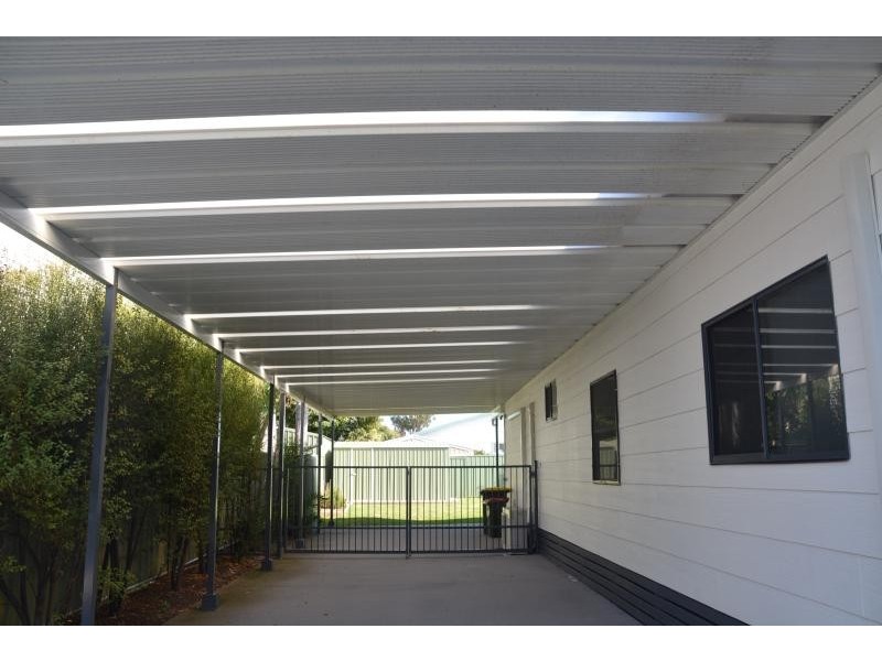 37 Kingston Place, Tomakin NSW 2537