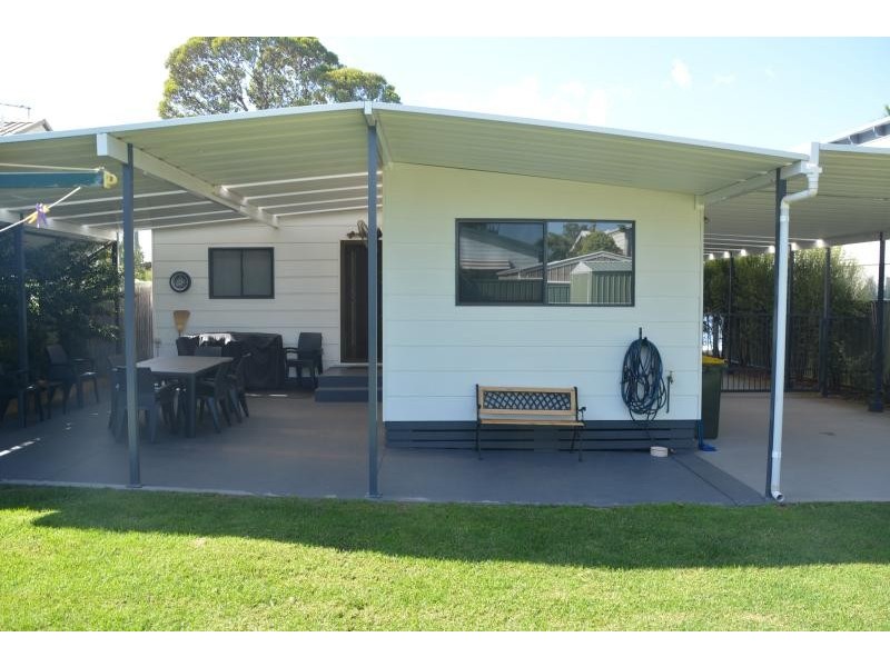 37 Kingston Place, Tomakin NSW 2537