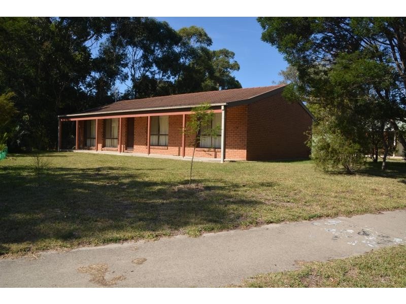 7 Cambridge  Crescent, Broulee NSW 2537