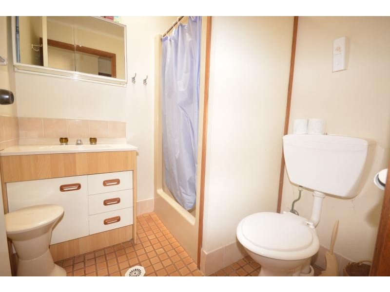 7 Cambridge  Crescent, Broulee NSW 2537