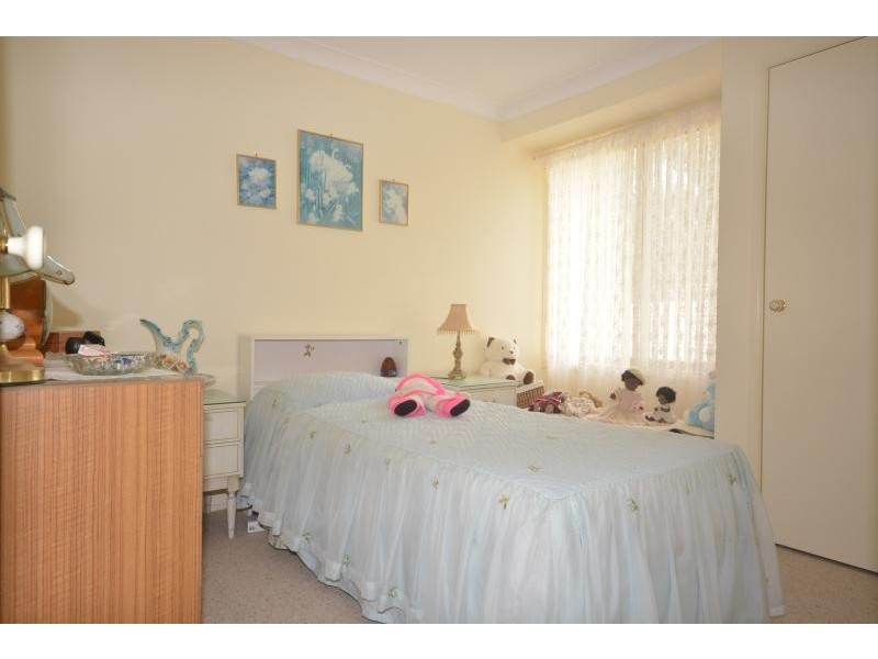 19 Cambridge  Crescent, Broulee NSW 2537