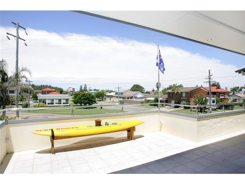 116 Hutton Road THE ENTRANCE NORTH 2261, The Entrance North NSW 2261