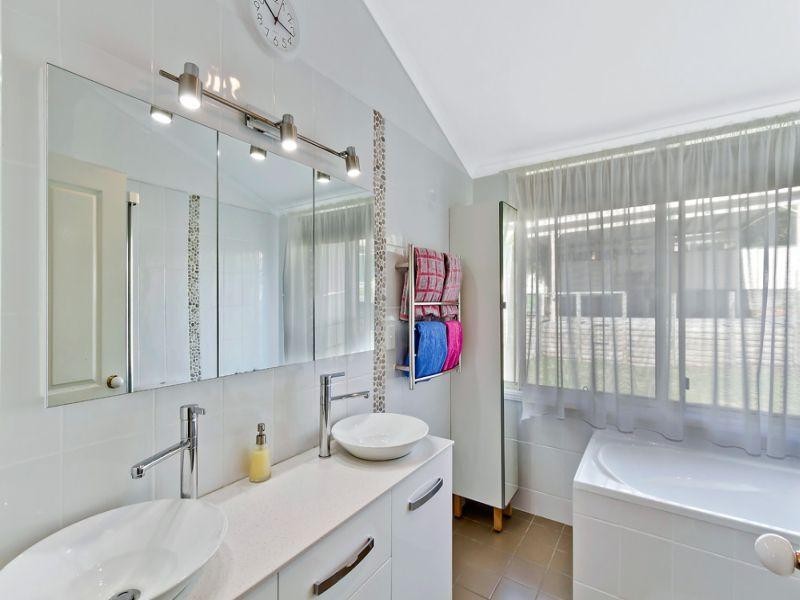 69D Hillside Drive BERKELEY VALE 2261, Berkeley Vale NSW 2261