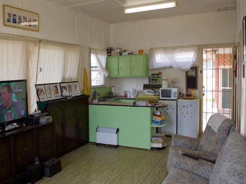45 Robertson Road KILLARNEY VALE 2261, Killarney Vale NSW 2261