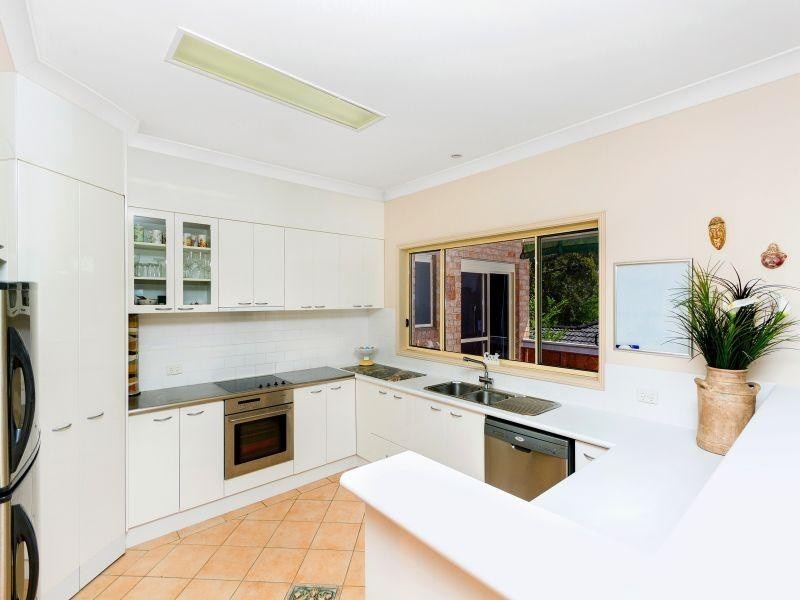 12 Battley Avenue THE ENTRANCE 2261, The Entrance NSW 2261