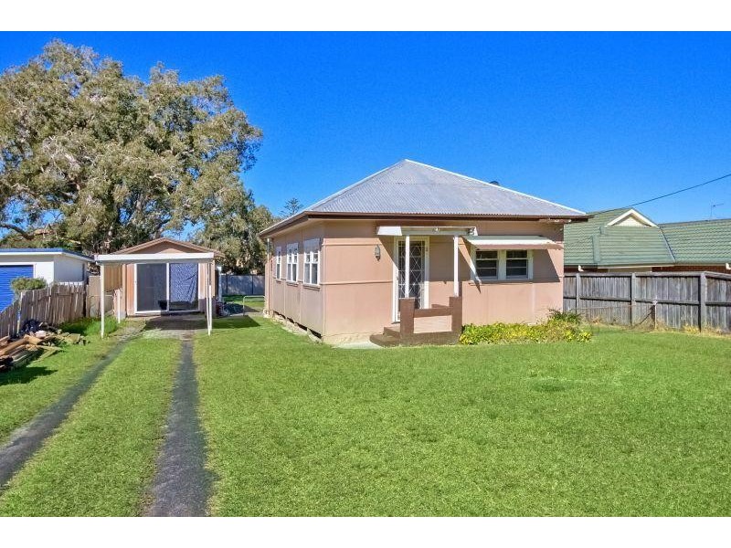 16 Gosford Avenue THE ENTRANCE 2261, The Entrance NSW 2261