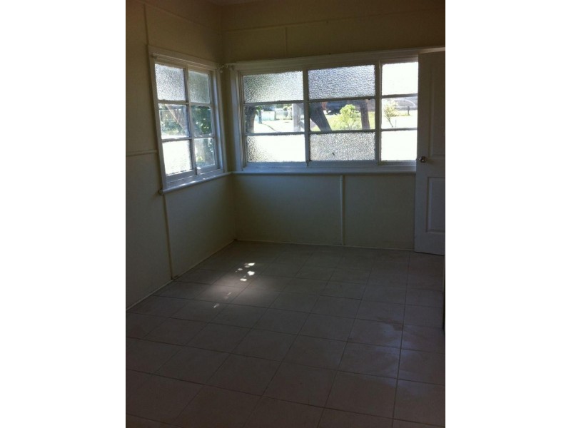 105 Oakland Avenue THE ENTRANCE 2261, The Entrance NSW 2261