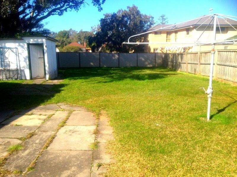 16 Gosford Avenue THE ENTRANCE 2261, The Entrance NSW 2261