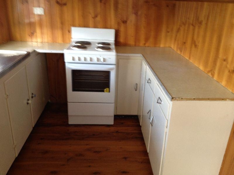 35 Farrar Road KILLARNEY VALE 2261, Killarney Vale NSW 2261