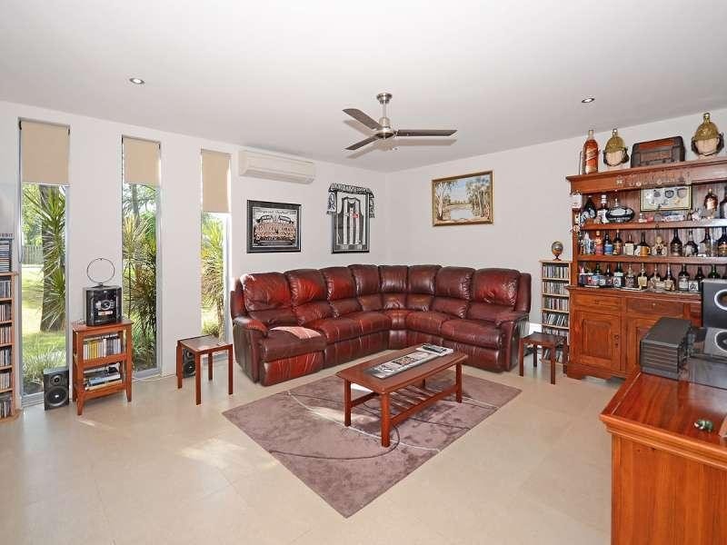 43 Lyons Street POINT VERNON 4655, Point Vernon QLD 4655