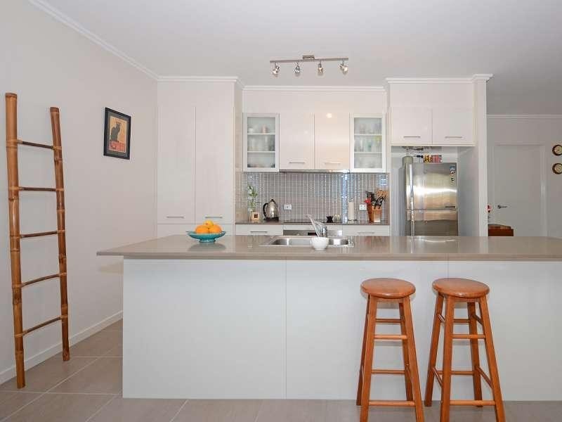 31 Spence  Street POINT VERNON 4655, Point Vernon QLD 4655