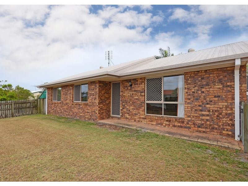 59 Banksia Street, Point Vernon QLD 4655