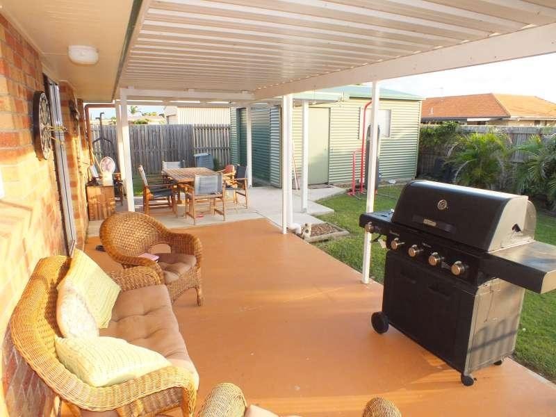 16 Sharyn Court, Point Vernon QLD 4655