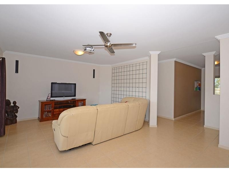 69a Helsham Street, Point Vernon QLD 4655