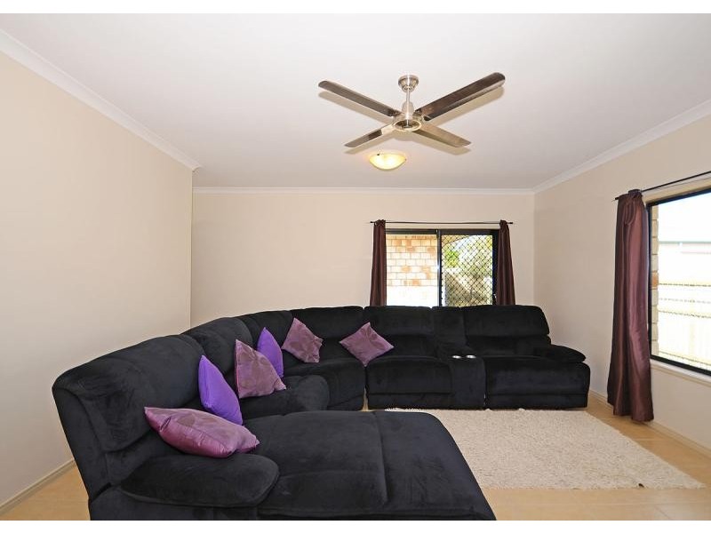 69a Helsham Street, Point Vernon QLD 4655