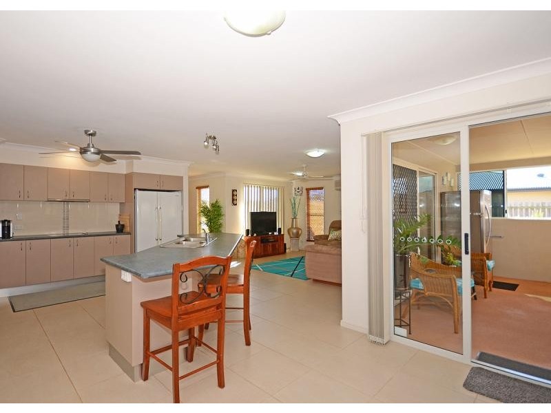 51 Archer Drive, Point Vernon QLD 4655