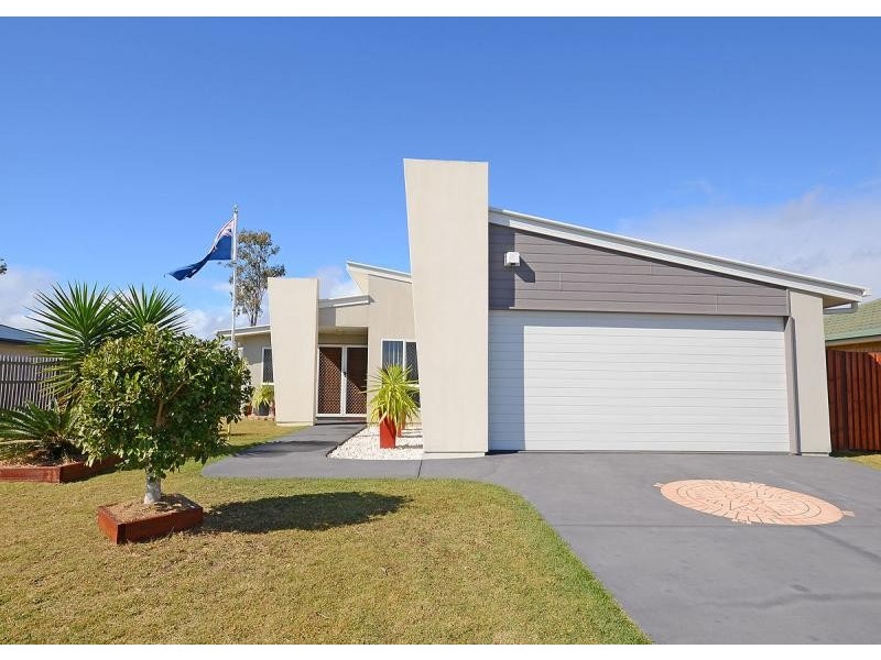 51 Archer Drive, Point Vernon QLD 4655