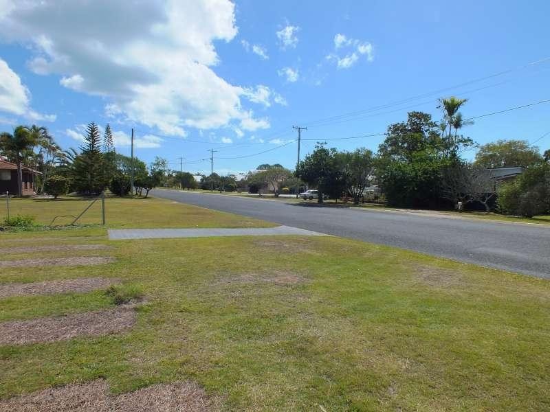 67 Helsham Street, Point Vernon QLD 4655