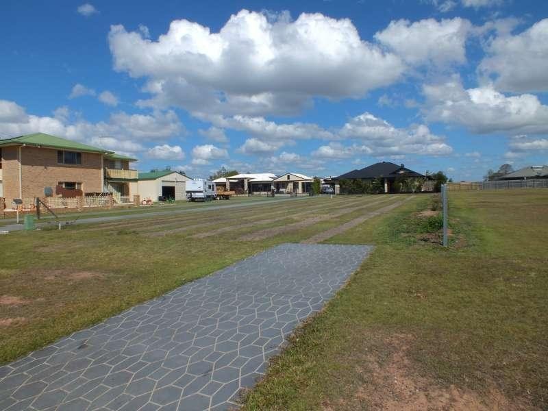 67 Helsham Street, Point Vernon QLD 4655