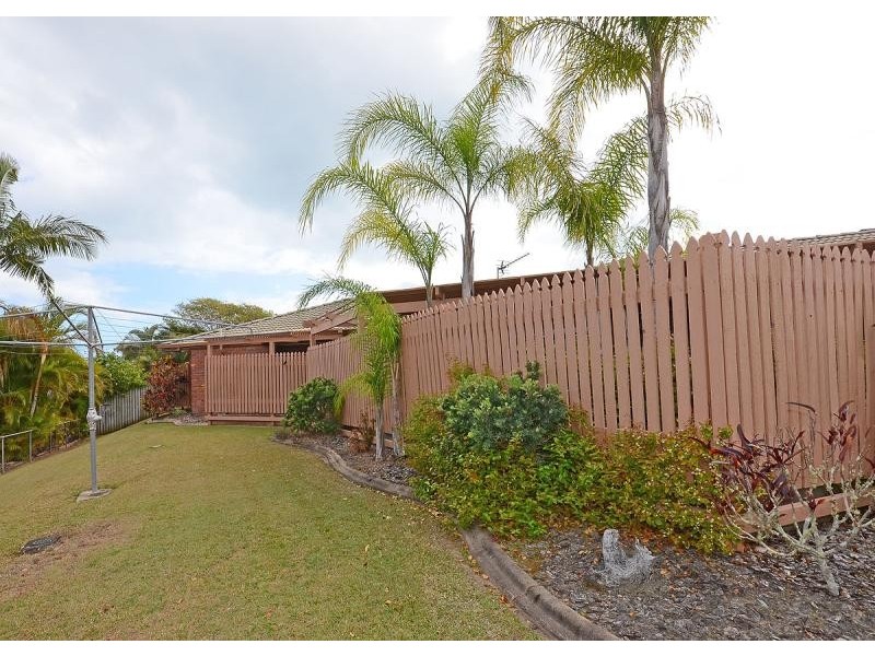 82 Murphy  Street, Point Vernon QLD 4655