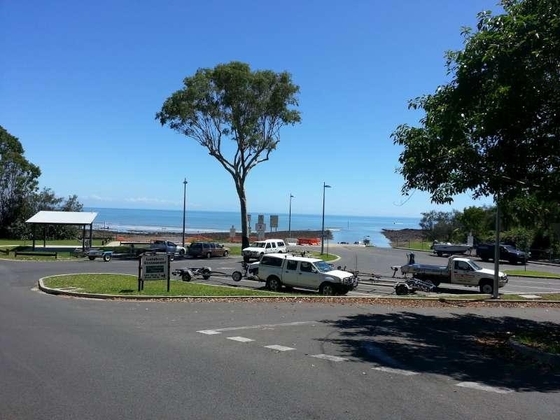 11 Carlton Street, Point Vernon QLD 4655