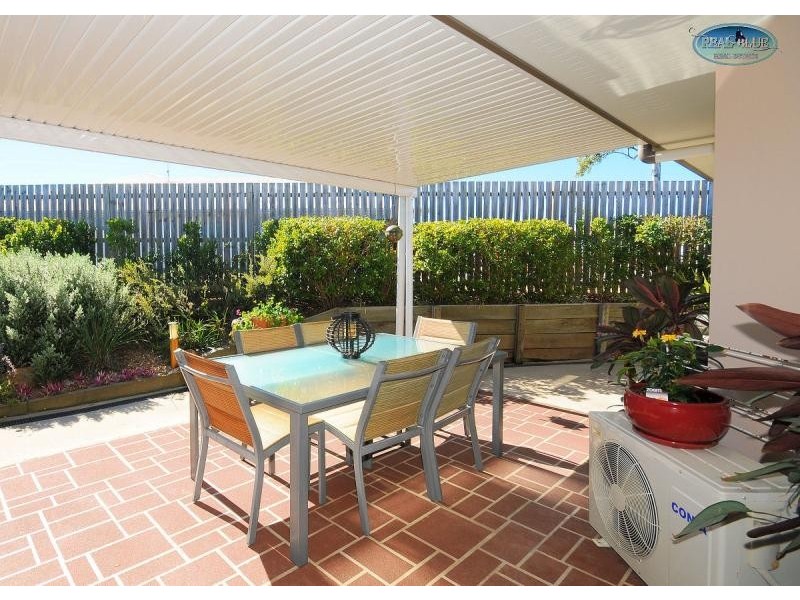 2, 12 Kirton  Road, Point Vernon QLD 4655