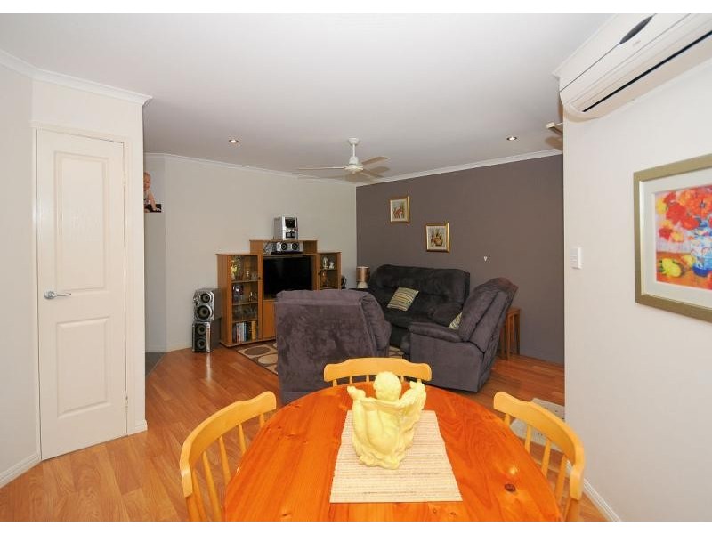 2, 12 Kirton  Road, Point Vernon QLD 4655