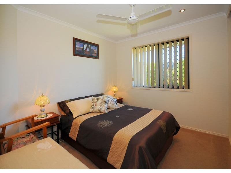 2, 12 Kirton  Road, Point Vernon QLD 4655