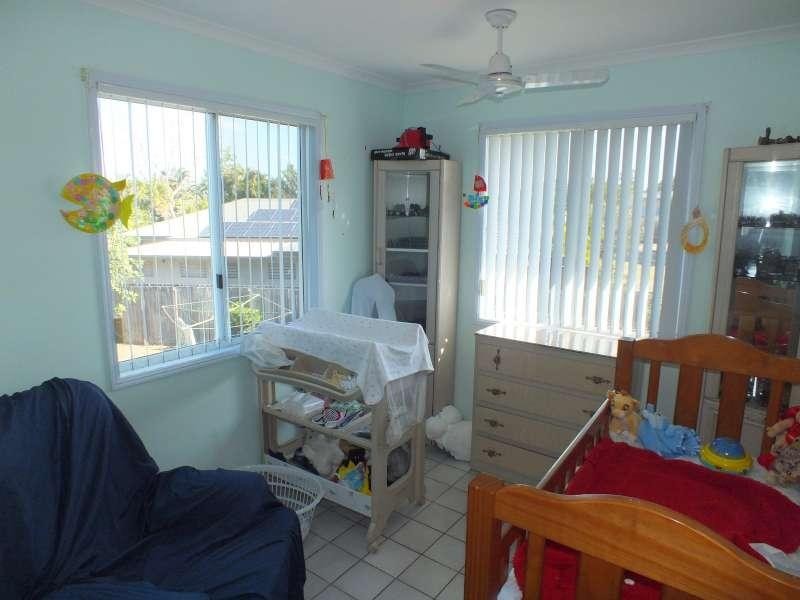 1 Sealink Drive, Point Vernon QLD 4655