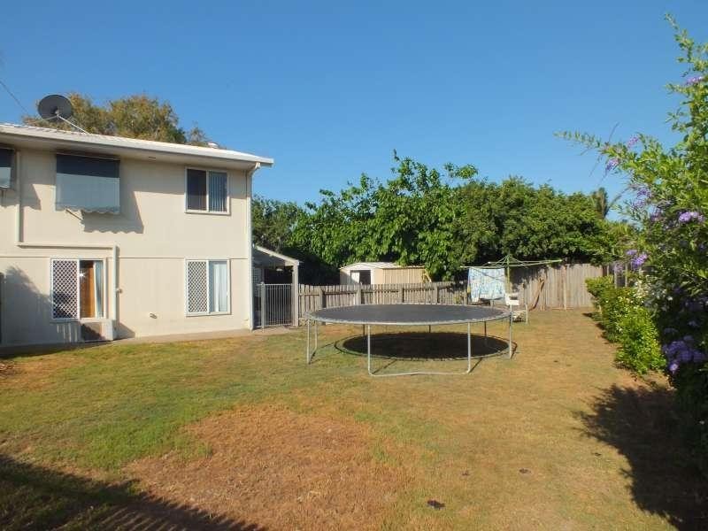 1 Sealink Drive, Point Vernon QLD 4655