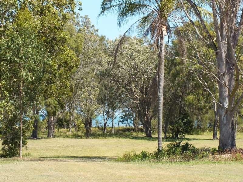 1 Sealink Drive, Point Vernon QLD 4655