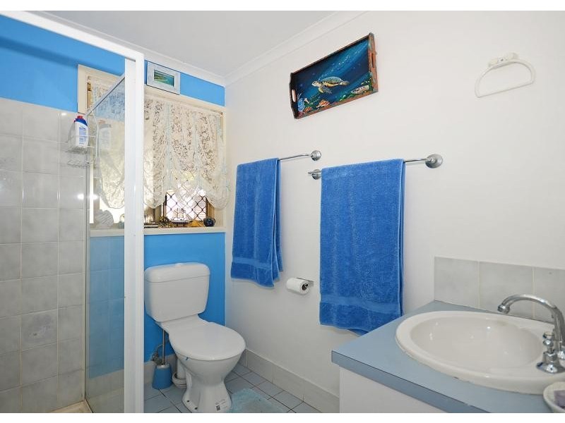 10 Rachael Street, Point Vernon QLD 4655