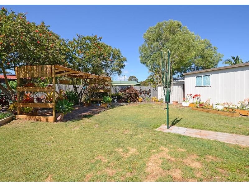 10 Rachael Street, Point Vernon QLD 4655