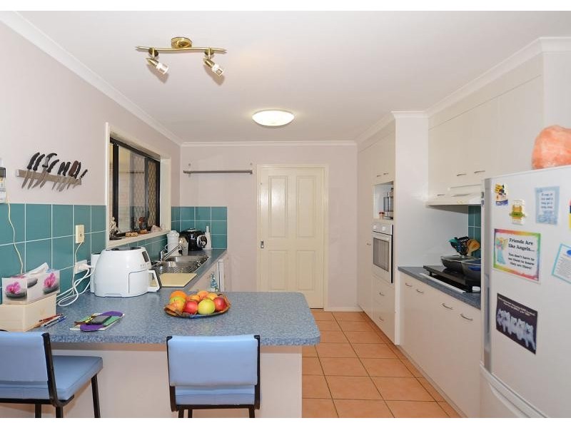 22 Archer Drive, Point Vernon QLD 4655