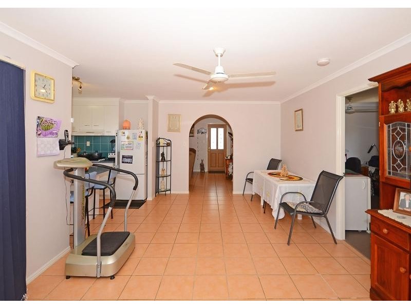 22 Archer Drive, Point Vernon QLD 4655