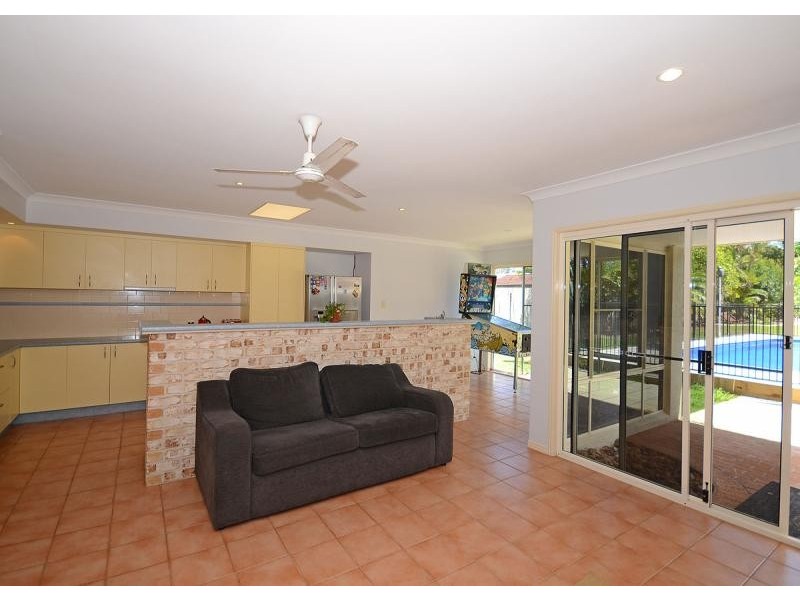 52 Corfield Street, Point Vernon QLD 4655