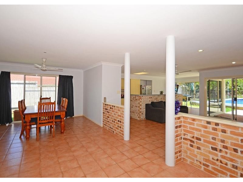 52 Corfield Street, Point Vernon QLD 4655