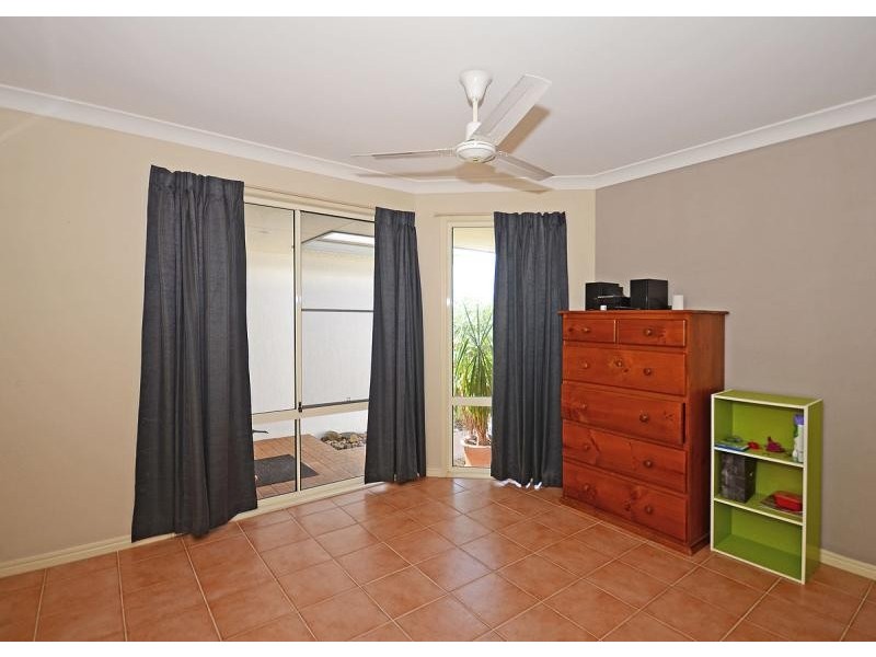 52 Corfield Street, Point Vernon QLD 4655
