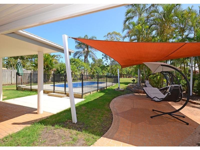 52 Corfield Street, Point Vernon QLD 4655