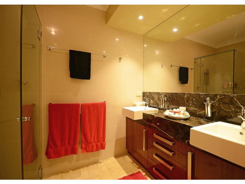 189 – 190 Charlton Esplanade, Point Vernon QLD 4655