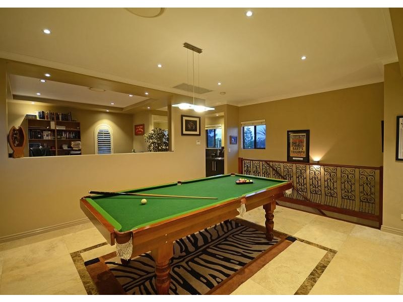 189 – 190 Charlton Esplanade, Point Vernon QLD 4655