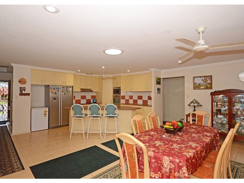 7 Montrose Close, Point Vernon QLD 4655