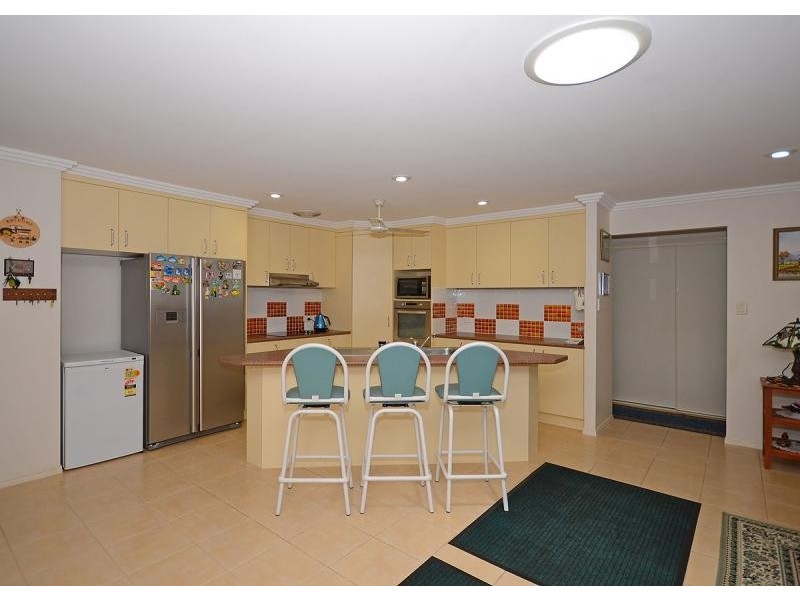 7 Montrose Close, Point Vernon QLD 4655