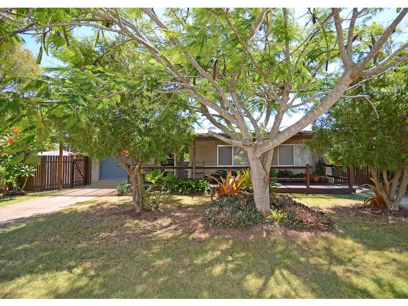 12 Carlton Street, Point Vernon QLD 4655