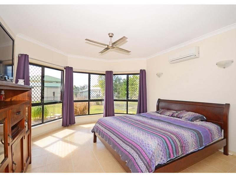 69a Helsham  Street, Point Vernon QLD 4655