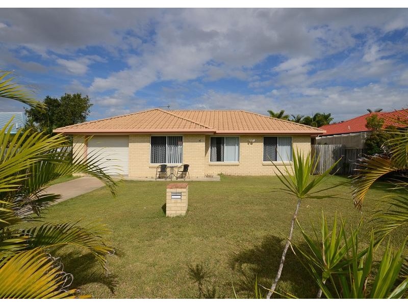 42 Murphy Street, Point Vernon QLD 4655